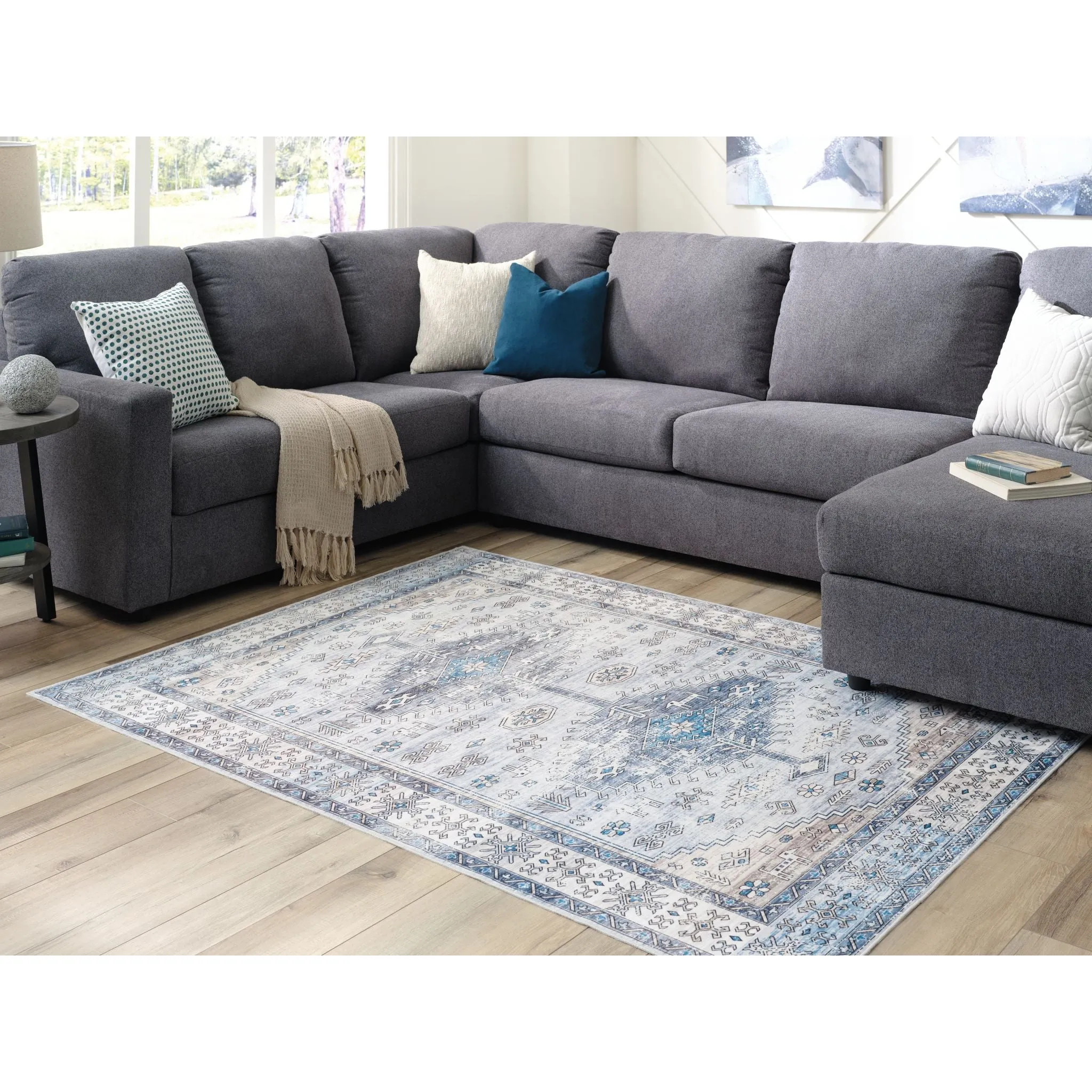 Hebruns Area Rug