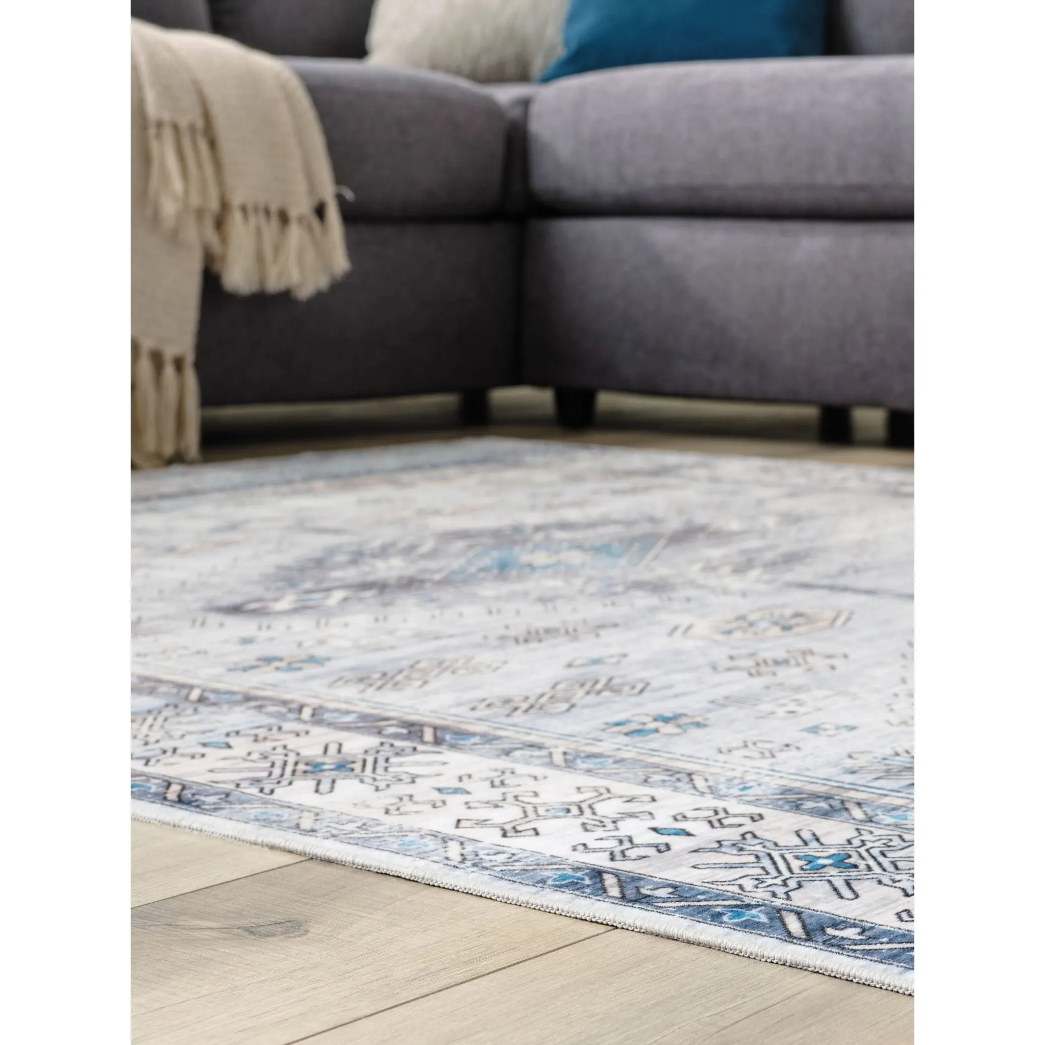 Hebruns Area Rug