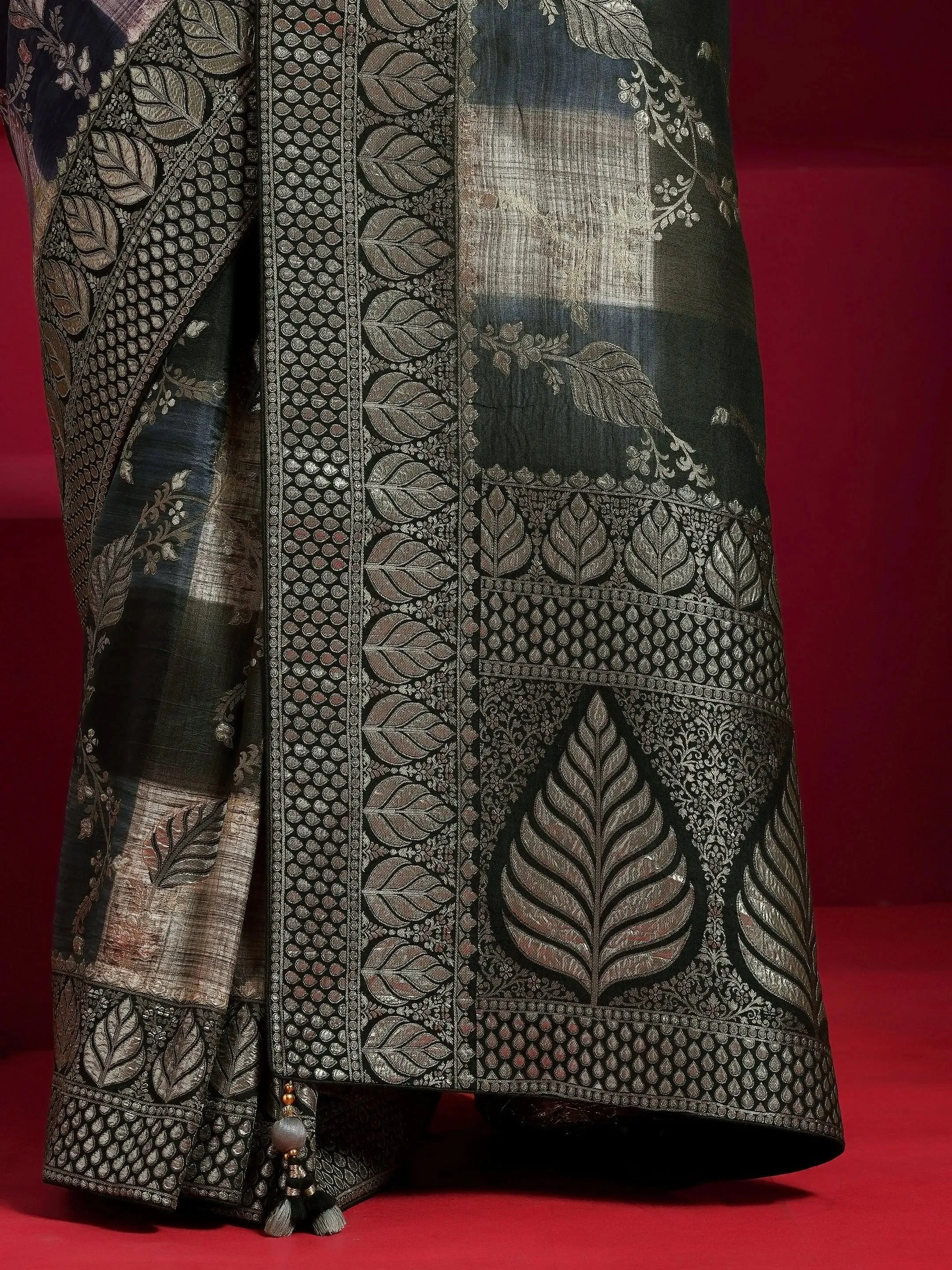 Libas Art Black Colorblocked Satin Saree With Unstitched  Blouse Piece